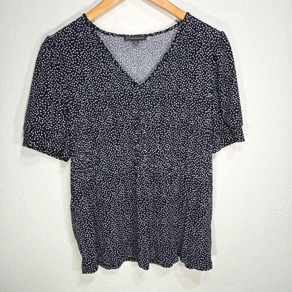 Adrianna Papell Medium Blue White Square Dot Short Sleeve Stretchy Shirt - Picture 1 of 5